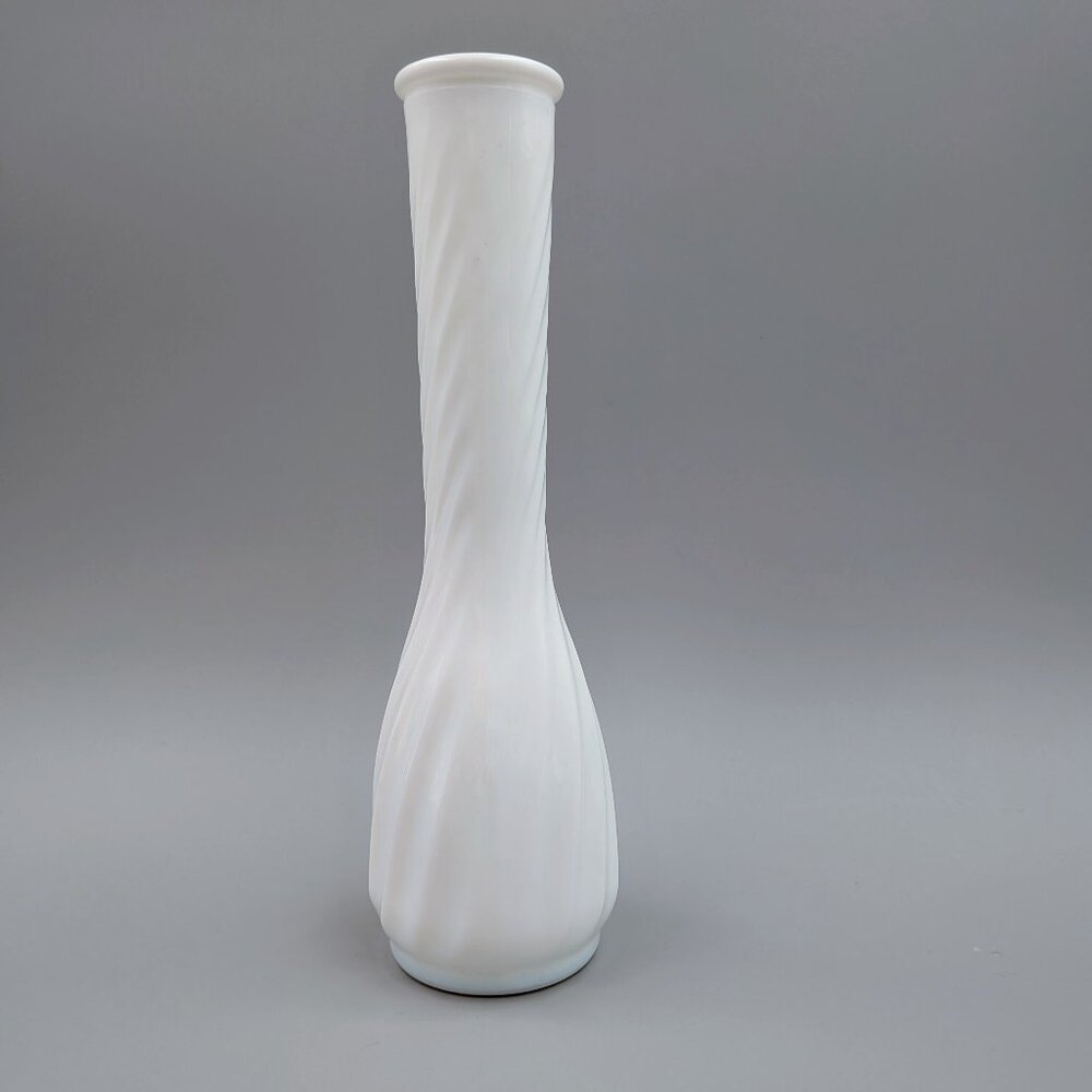 Set of 3 Vintage White Milk Glass Bud Vases - 9" Shabby Chic Floral Decor - Picture 4 of 10
